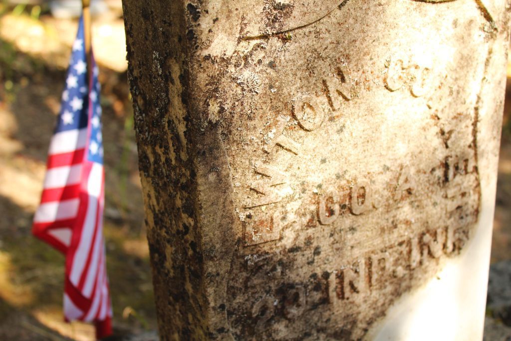 Memorial Day in Pioneer Cemetery 2016